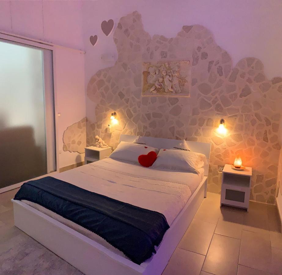 V&M Suite Con Jacuzzi Ostuni Eksteriør bilde